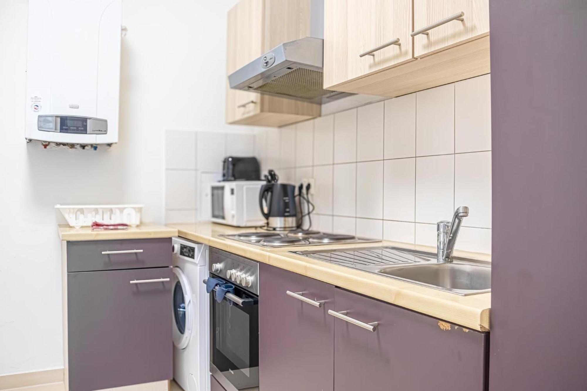 Comfortable 2Br Apt.-Near Wiener Stadthalle エクステリア 写真